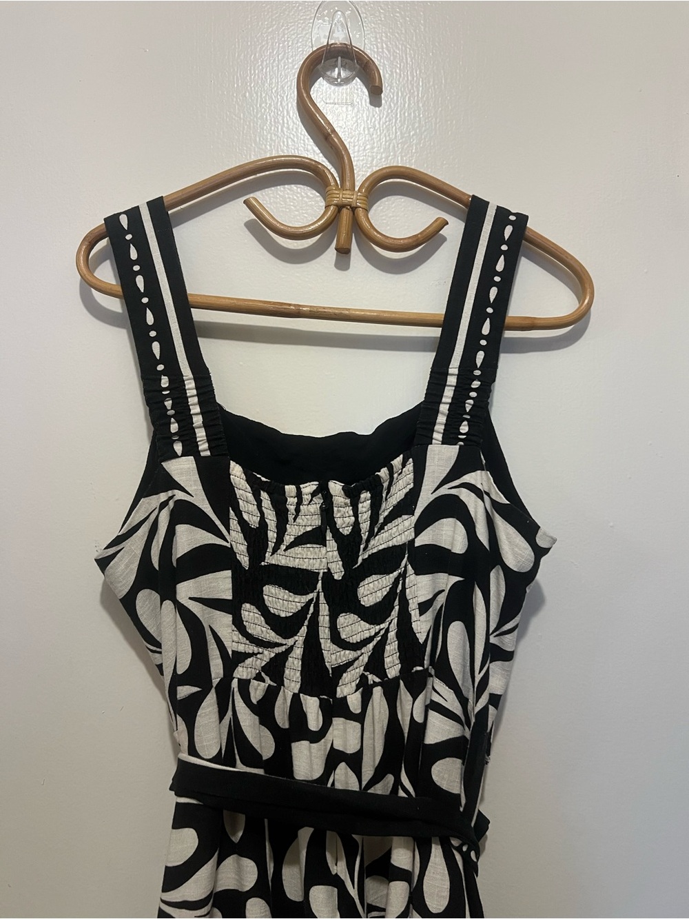 City Chic Black & White Leaf Print Wide-Leg Jumpsuit - Picture 3 of 5